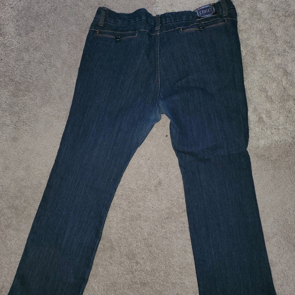 Jeans - Picture 2 of 2